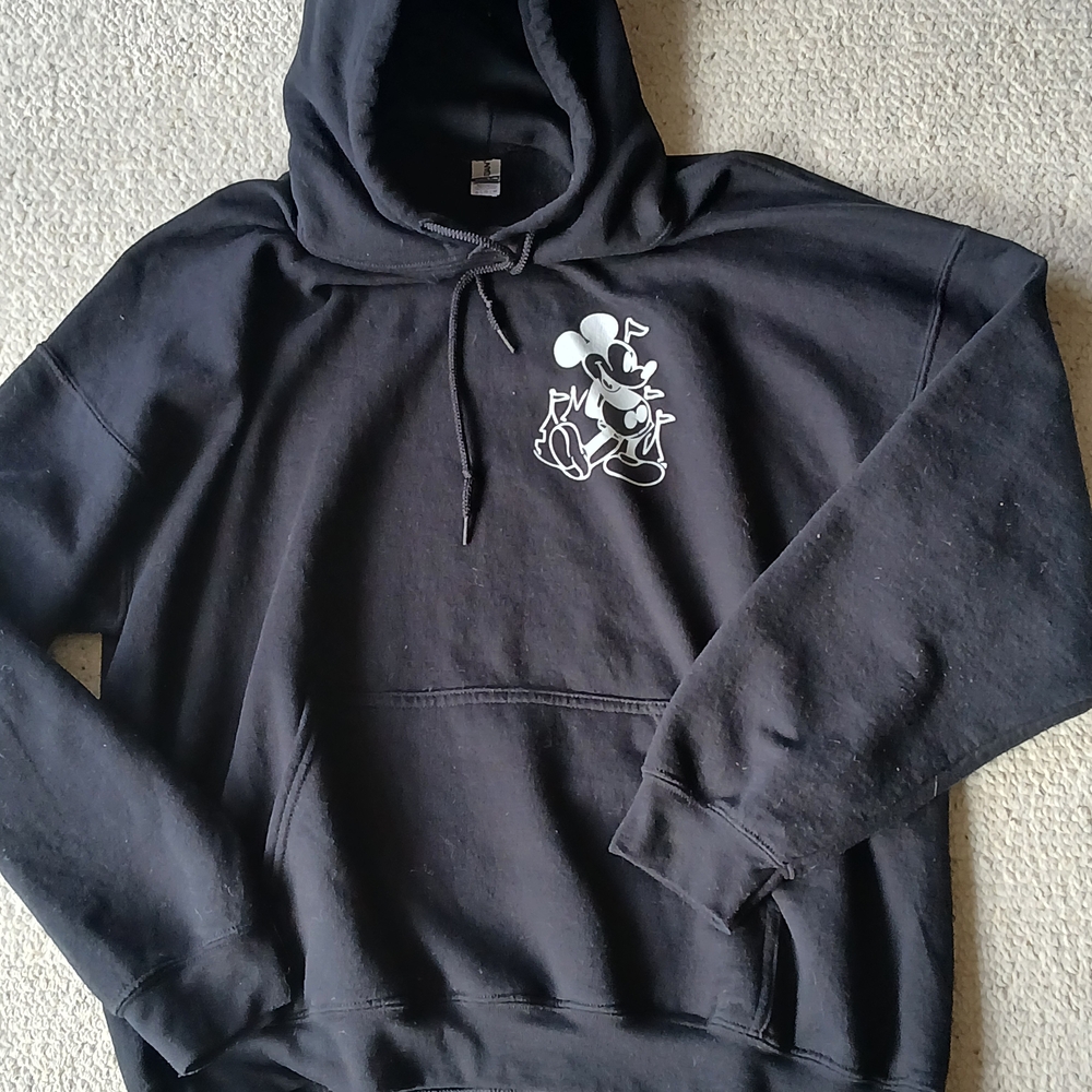 Gildan Black N White Hoodie with Disneyland Mickey Mouse Graphic Print Size XL